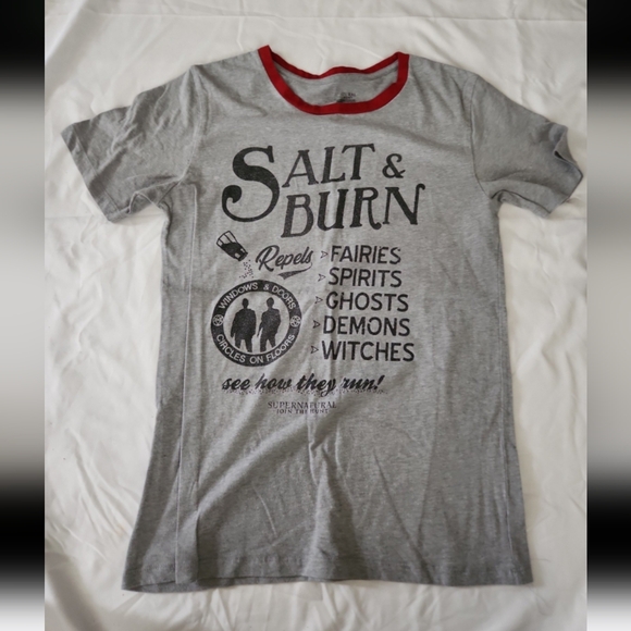 Supernatural Women's size medium salt shirt #SS4 - Picture 1 of 2